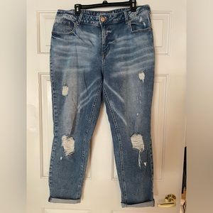 Maurice’s distressed boyfriend straight jeans
